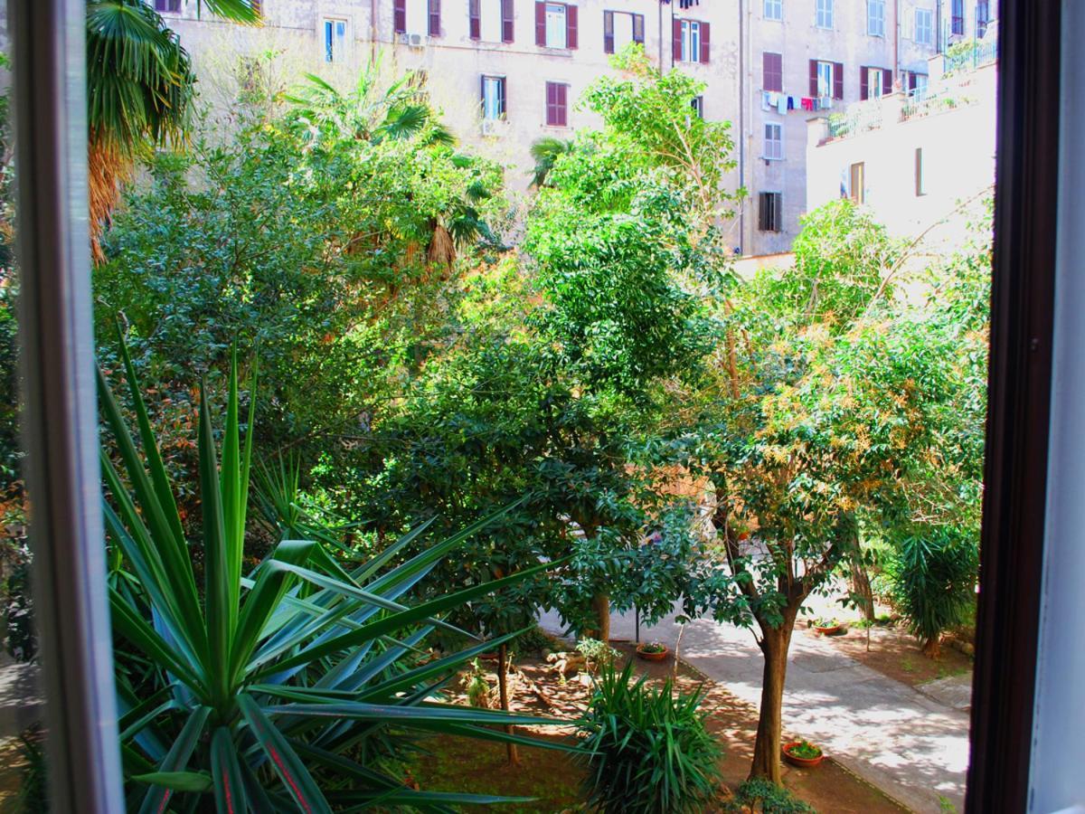 In Roma Vale&Hillary Colosseo B&B Eksteriør bilde